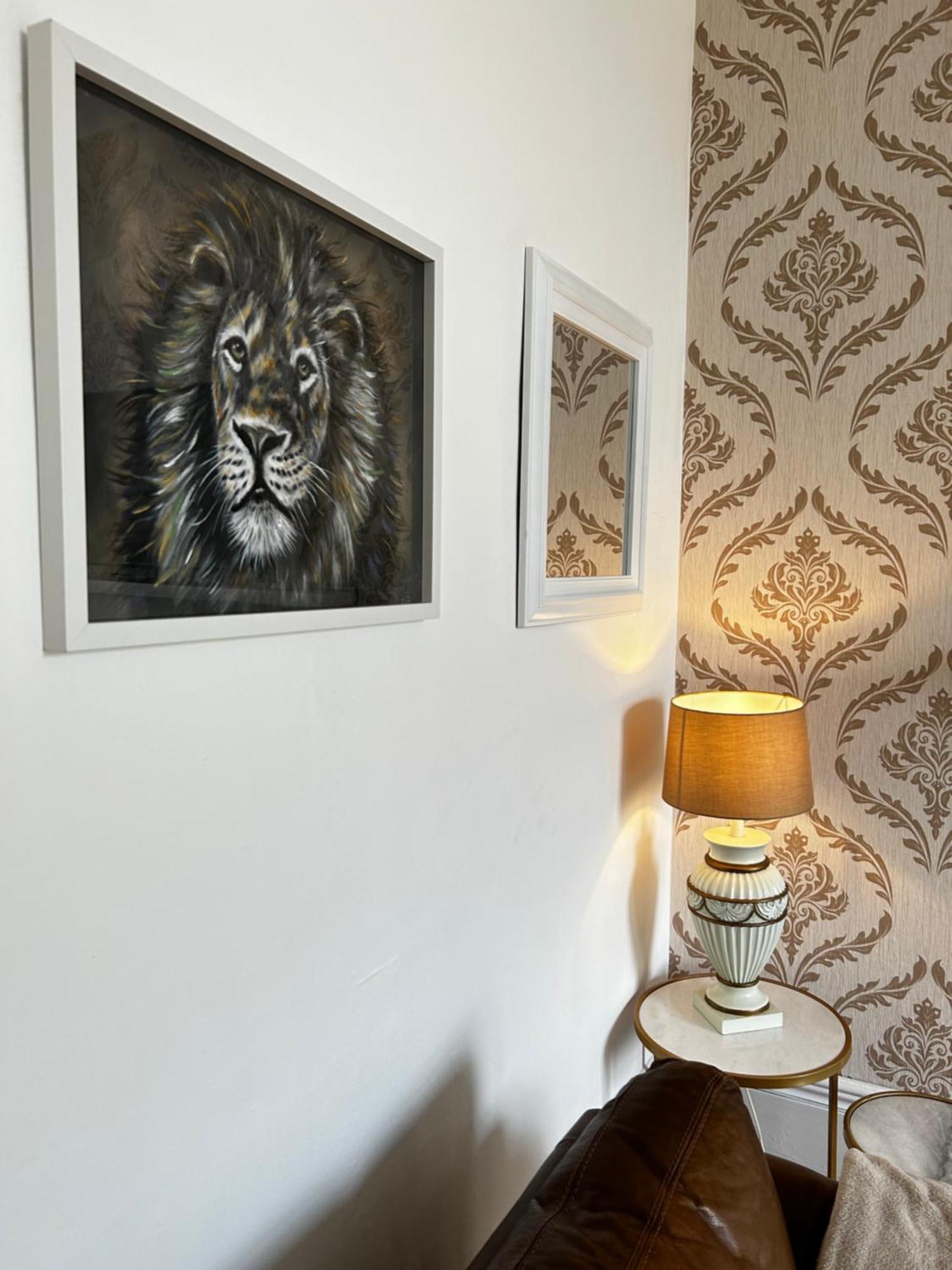 The Lazy Lion - Spacious 2 Bedroom - Town Centre Holiday Home Apartment Port Glasgow Luaran gambar